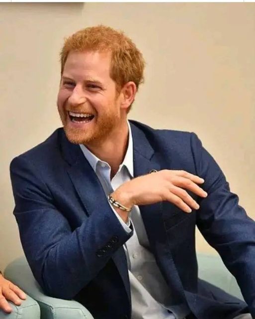 Prince Harry drops new bombshell as Prince William celebrates royal role