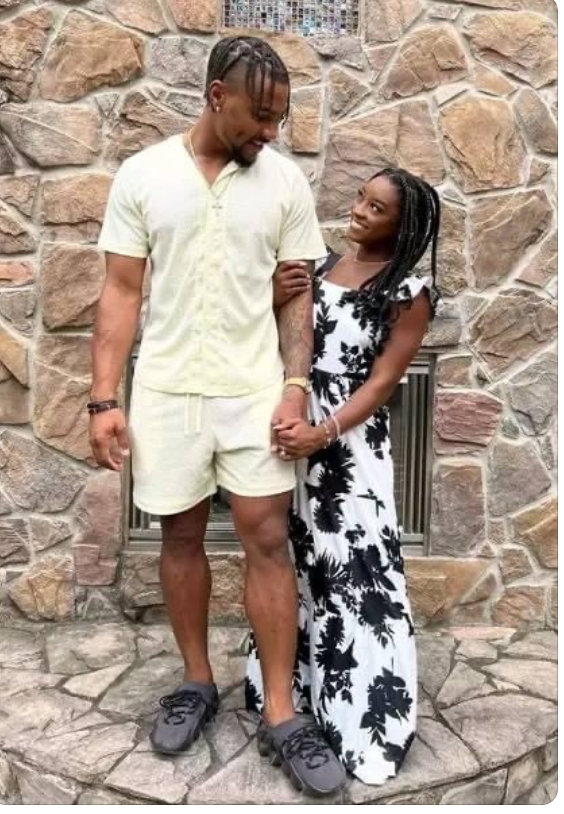 Biles and Owens first met on the dating app Raya in 2020, and the gymnast made the first move for….more details here