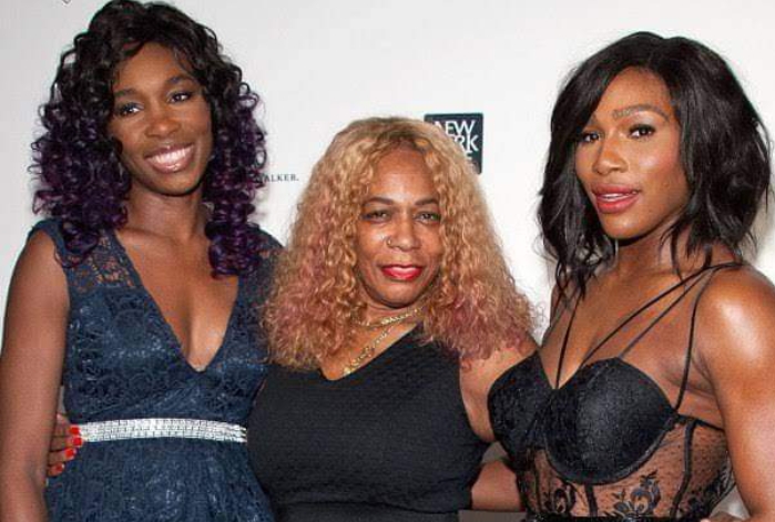 Breaking news : Former world No.1 Serena Williams in deep shock, Teary-eyed announced the passing of her beloved Mother Oracene Price after she collapsed on Thursday ” She was my everything ” Condolence to Williams family.Full Details on the Link Below 