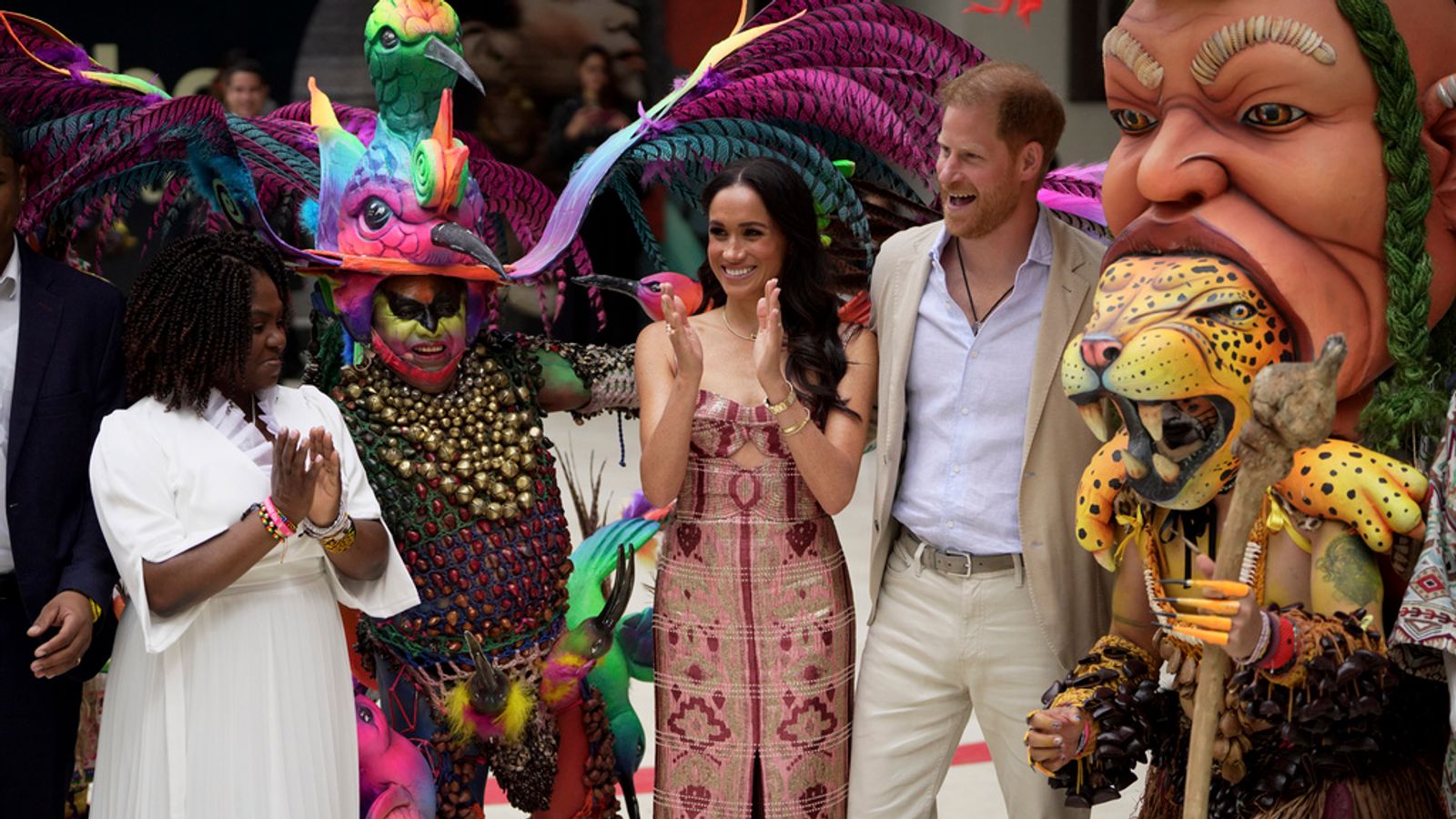 Prince Harry and Meghan arrive in Colombia after vice president 'moved' by Netflix documentary...Read More!!