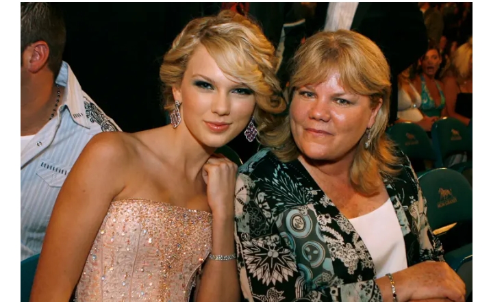 “Heartbreaking Update: Taylor swift shed tears, Mom Andrea swift Rushed to Hospital 15mins ago After Cancer Collapse”