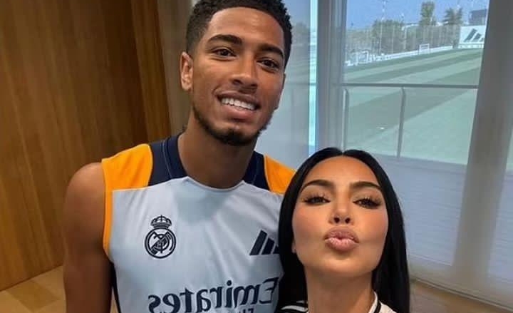 Kim Kardashian Rumored to Have a ‘Huge Crush’ on Real Madrid Star Jude Bellingham Despite His Relationship.