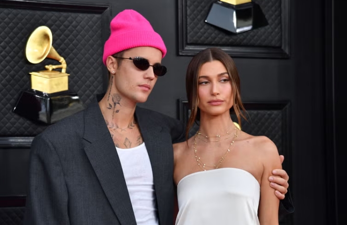 Justin Bieber and Hailey Bieber are expecting a baby. Lifestyle Hailey Bieber reveals baby bump as she announces pregnancy with Justin.