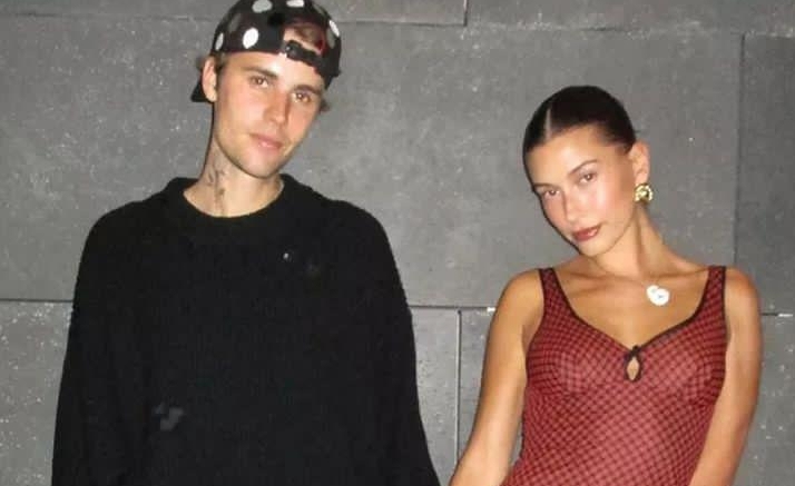 Breaking News: Hailey Bieber is showing off some new mom bling after welcoming her baby boy… Read more