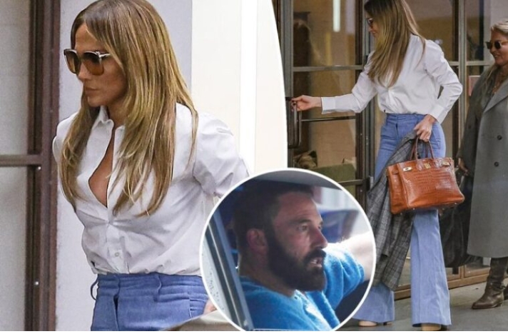 Jennifer Lopez steps out with friends in LA ahead of first Thanksgiving without Ben Affleck amid divorce