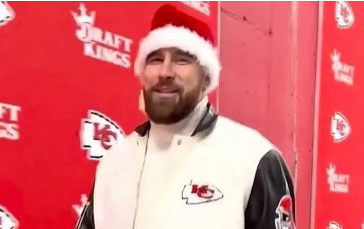 “FOR THE FIRST TIME: Travis Kelce and Taylor Swift dress as Santa Claus, spreading Christmas cheer and love throughout Kansas City!”